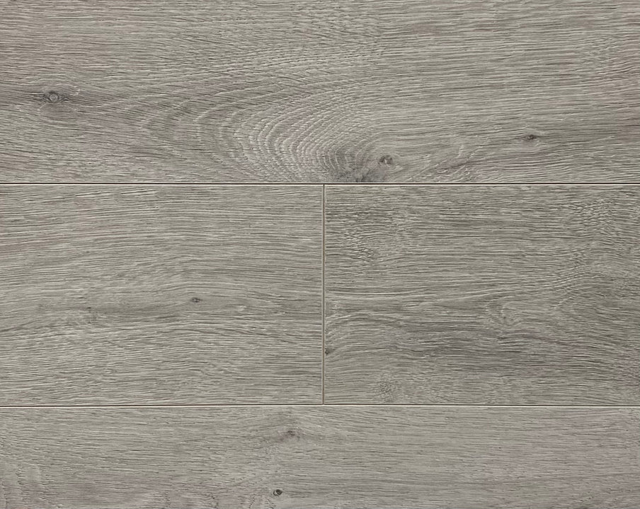 1073 - Golden Choice 12mm Laminate