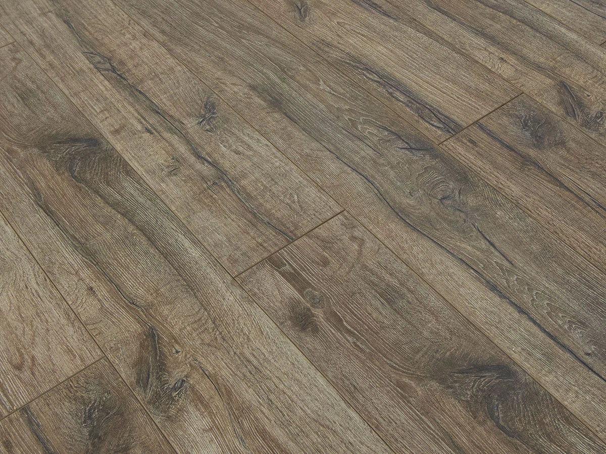 TF6005-F Ashford - Toucan Flooring 12mm Laminate Water Resistance