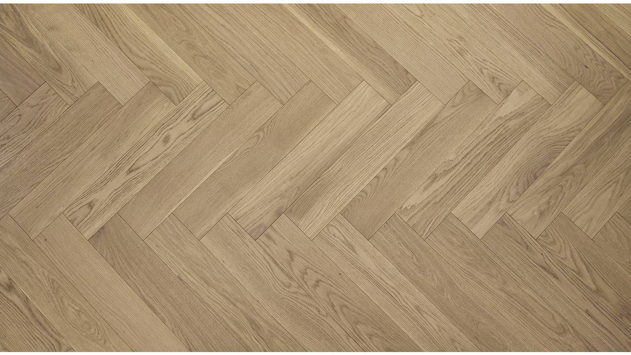 Honey Wheat - Vidar American Oak Herringbone Collection